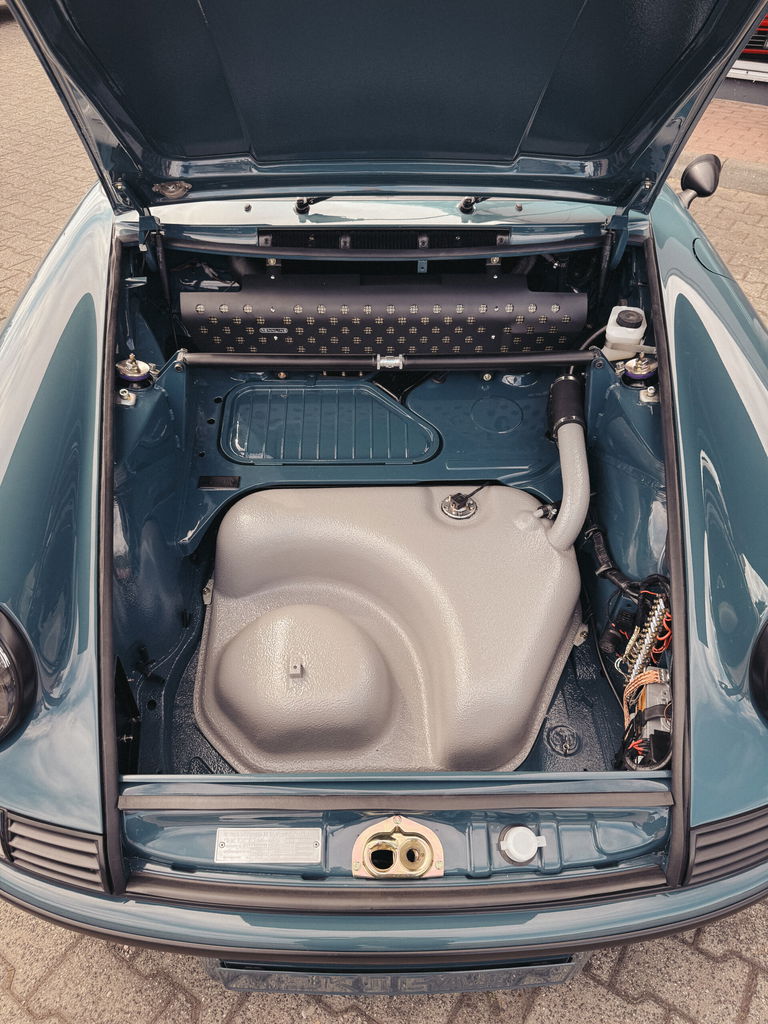 Porsche 911 Backdate