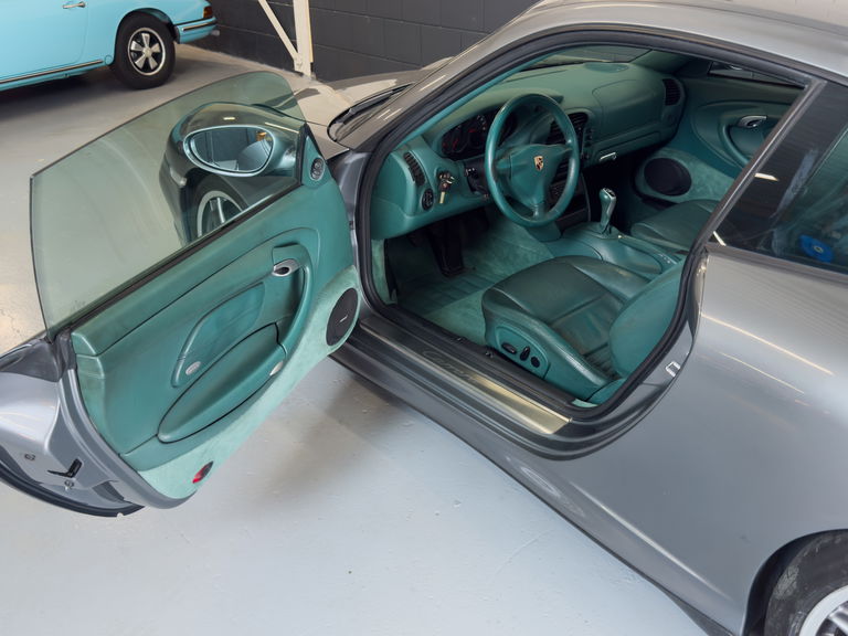 Porsche 996 Carrera 4S