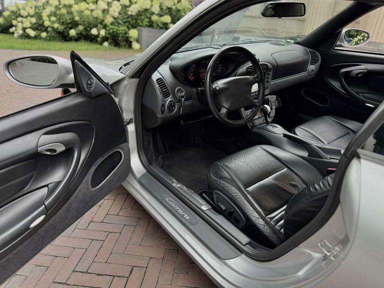 Porsche 996 Carrera