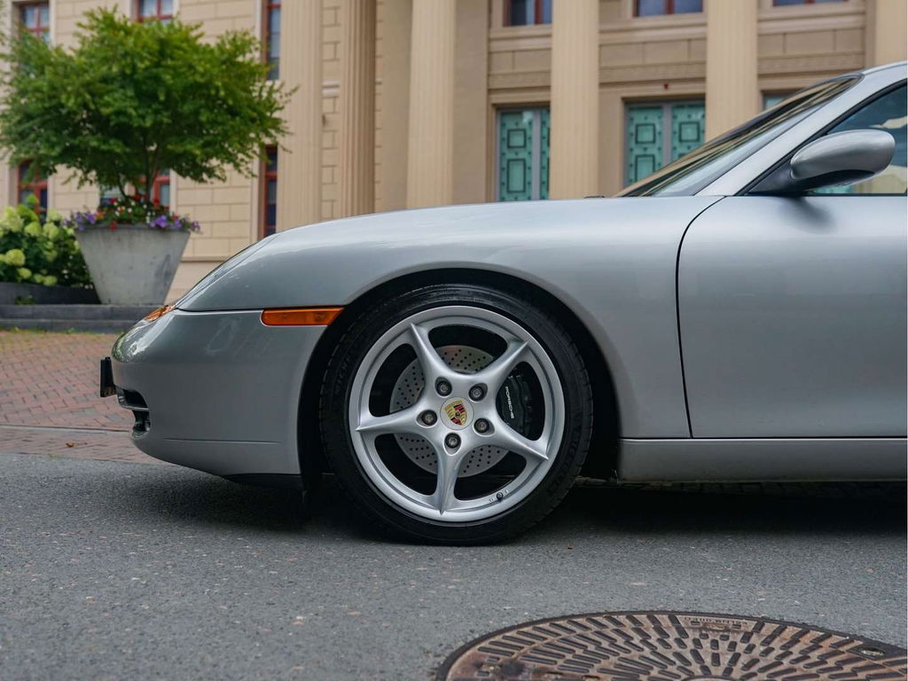 Porsche 996 Carrera