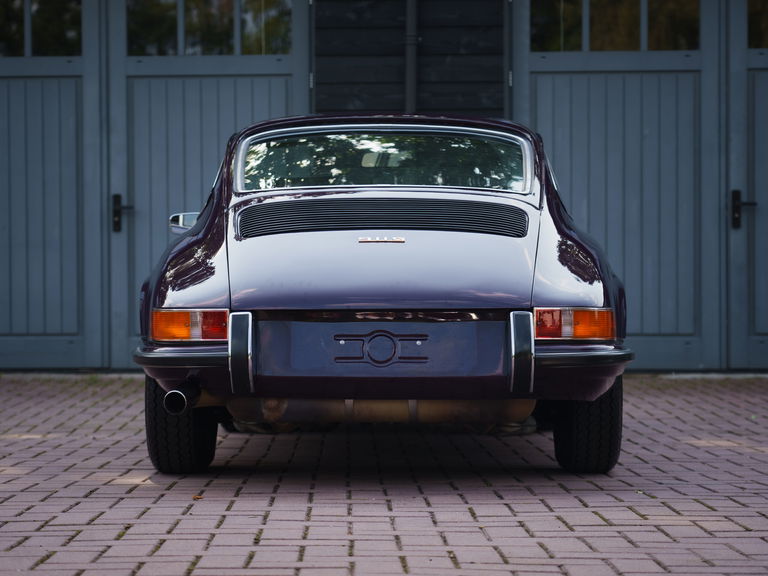 Porsche 911 T