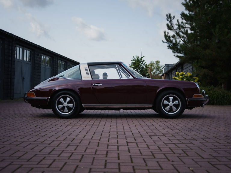 Porsche 911 E