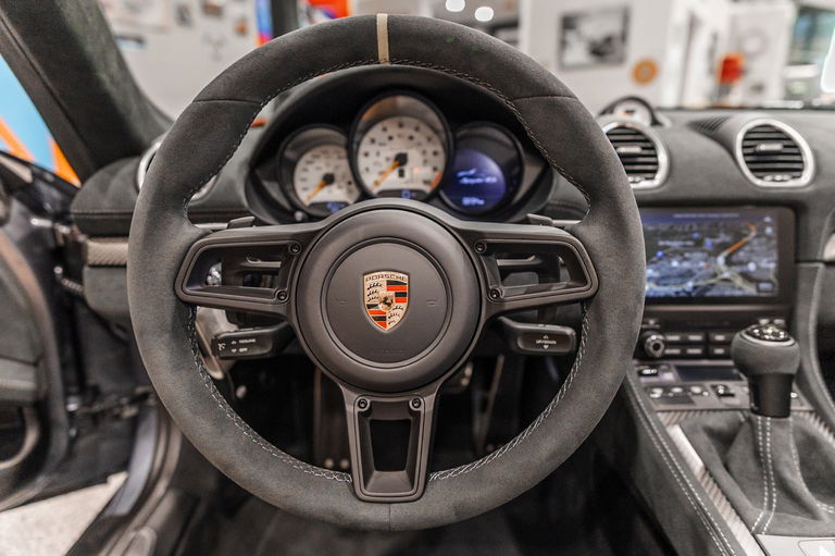 Porsche 718 Spyder RS