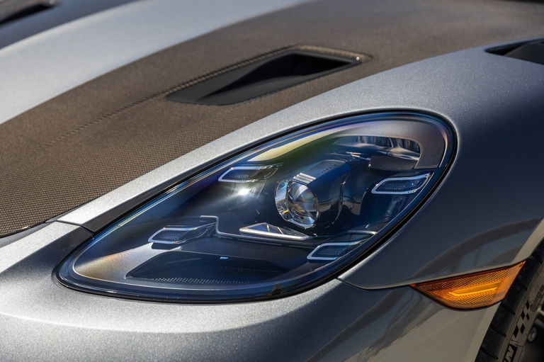 Porsche 718 Spyder RS