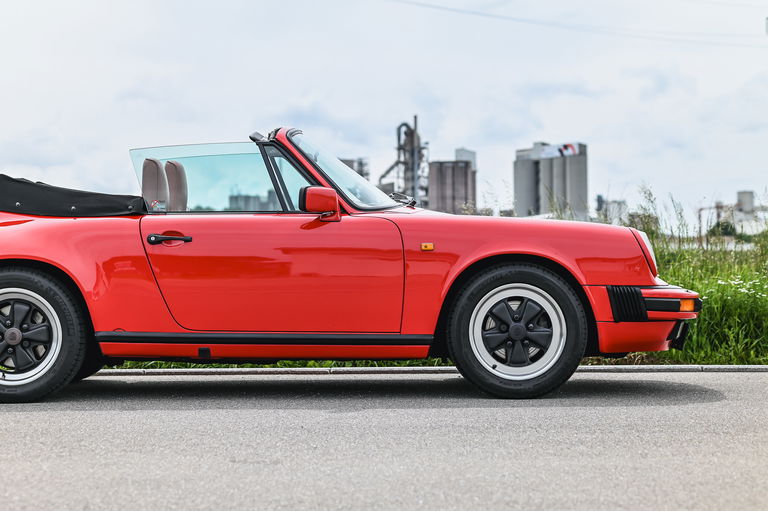 Porsche 911 Carrera 3.2