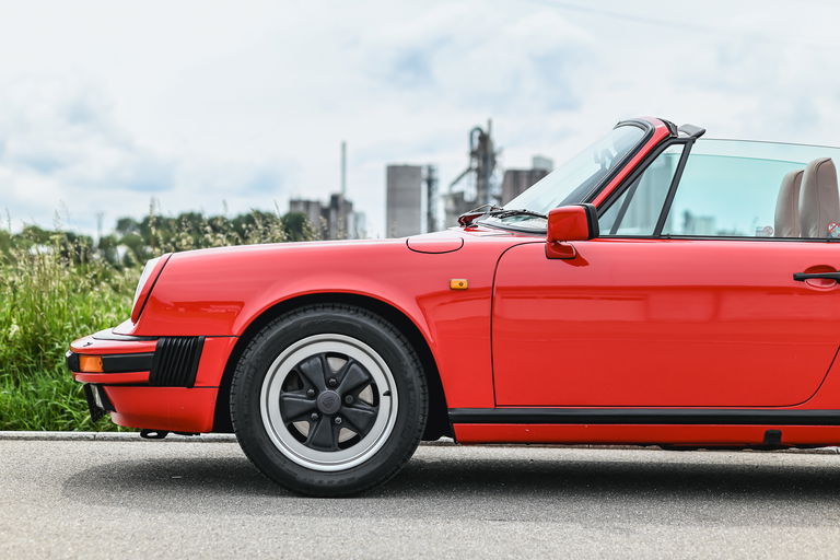 Porsche 911 Carrera 3.2