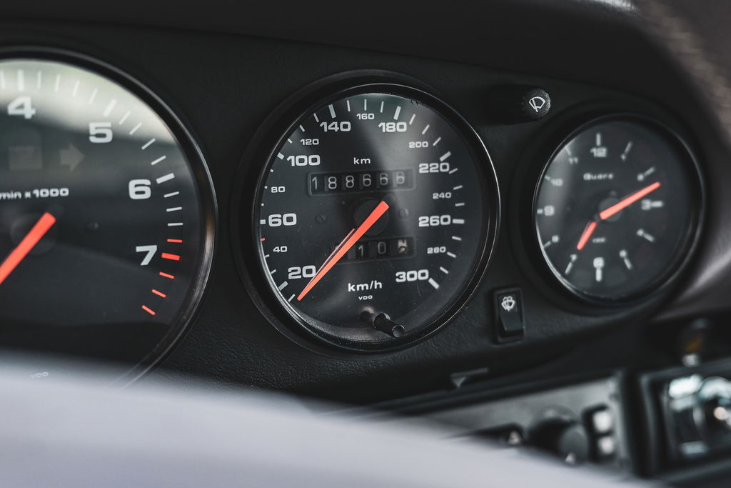 Porsche 964 Carrera 2