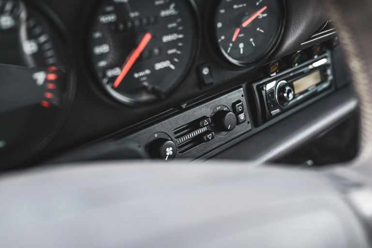 Porsche 964 Carrera 2