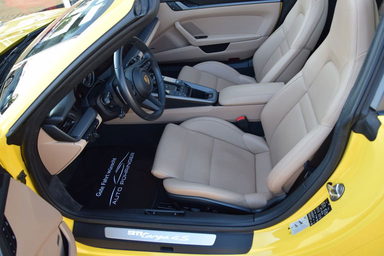 Porsche 992 Targa 4S