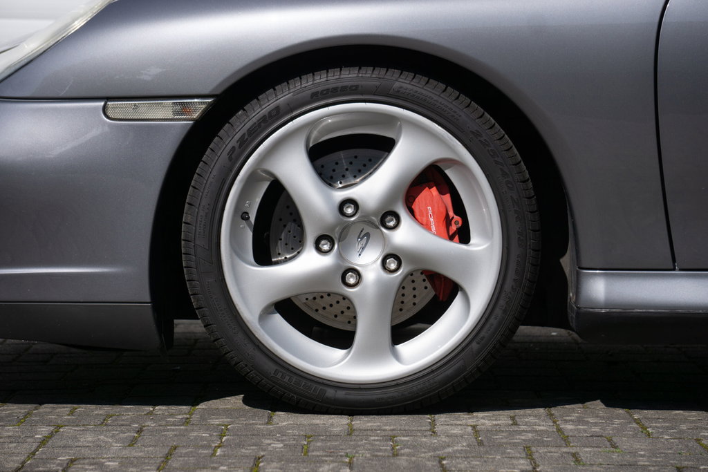 Porsche 996.2 Carrera 4S