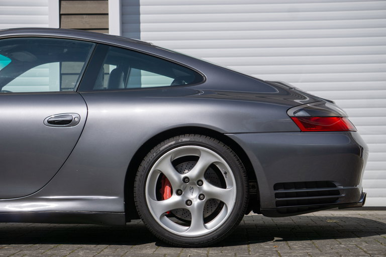 Porsche 996.2 Carrera 4S