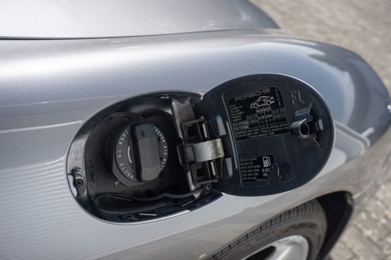 Porsche 996.2 Carrera 4S