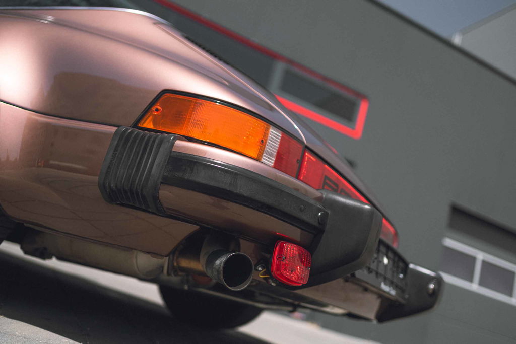 Porsche 911 Carrera 3.0