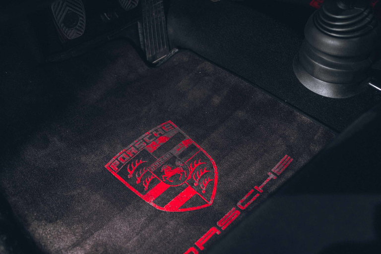 Porsche 911 Carrera 3.0