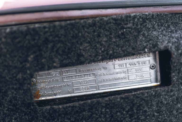 Porsche 911 Carrera 3.0