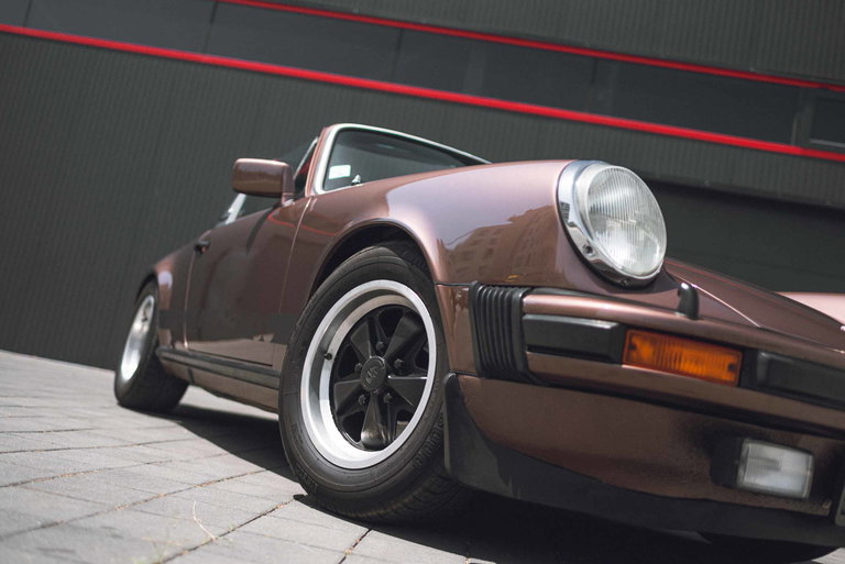 Porsche 911 Carrera 3.0