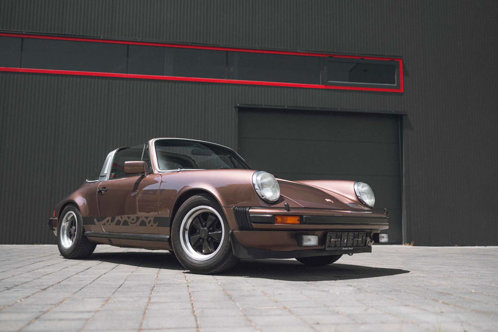 Porsche 911 Carrera 3.0