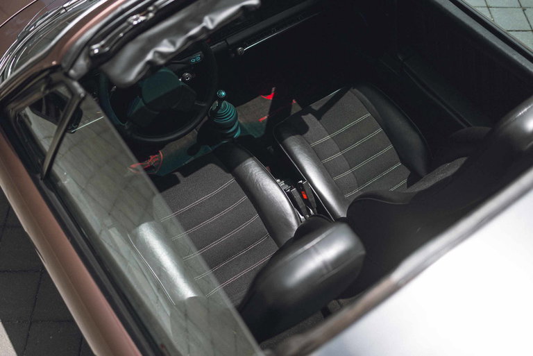 Porsche 911 Carrera 3.0