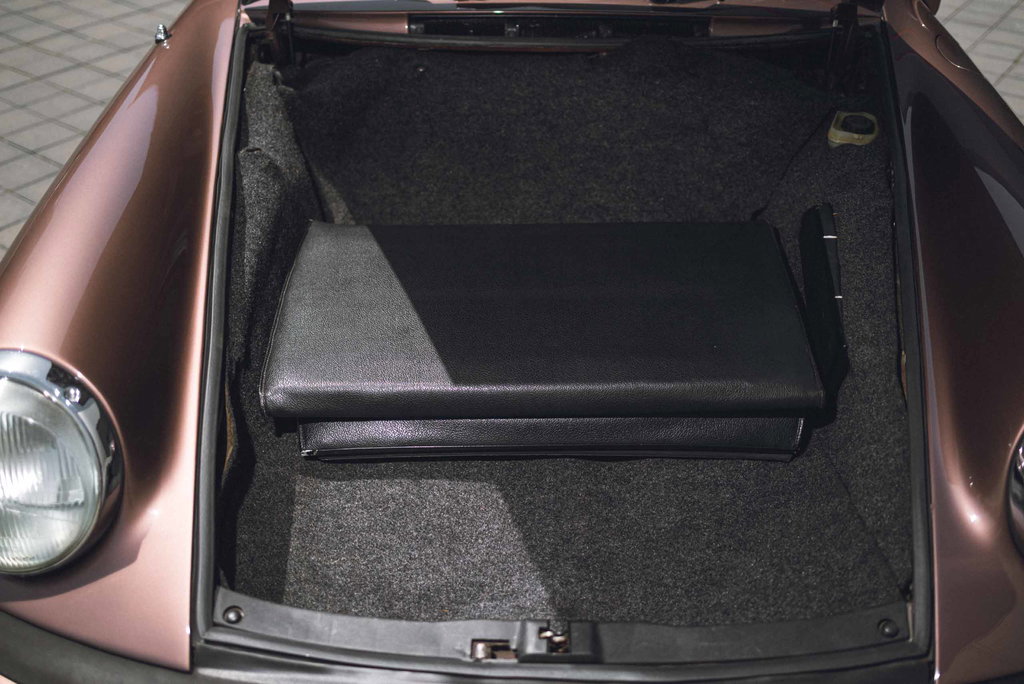 Porsche 911 Carrera 3.0