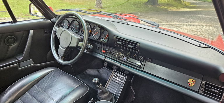 Porsche 911 Carrera 3.2