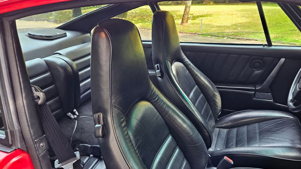 Porsche 911 Carrera 3.2