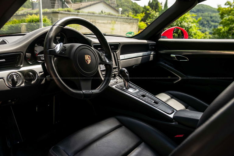 Porsche 991 Carrera