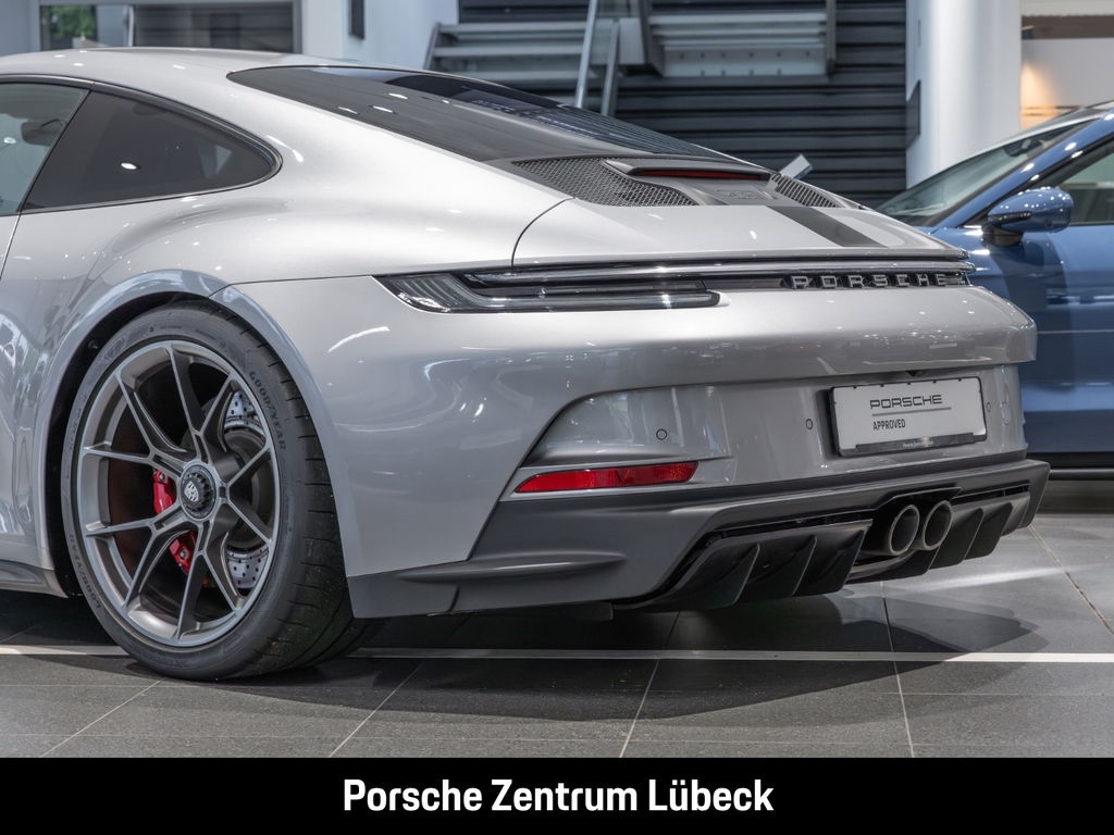 Porsche 992 GT3 Touring