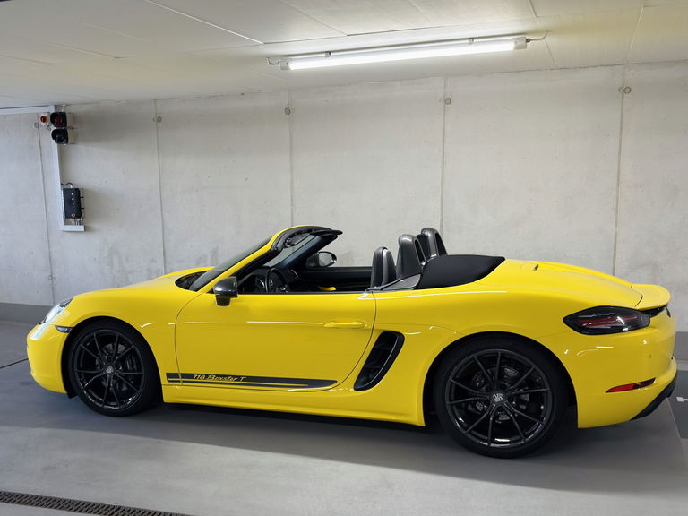 Porsche 718 Boxster T