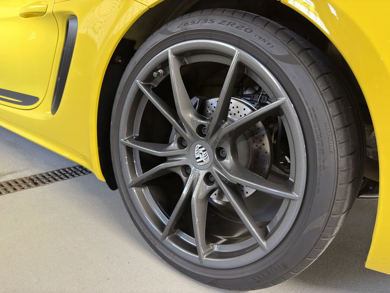 Porsche 718 Boxster T