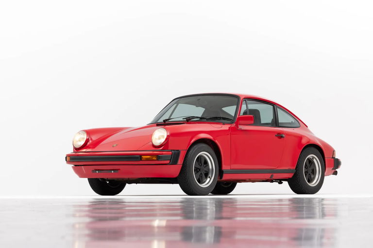 Porsche 911 Carrera 2.7