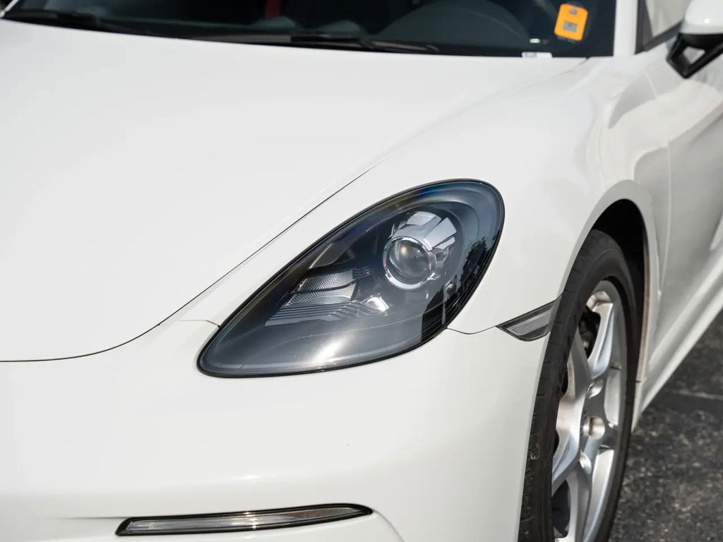 Porsche 718 Boxster