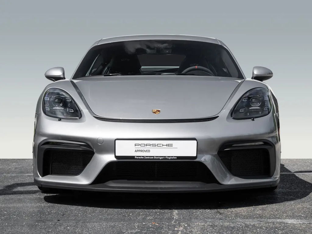 Porsche 718 Cayman GT4
