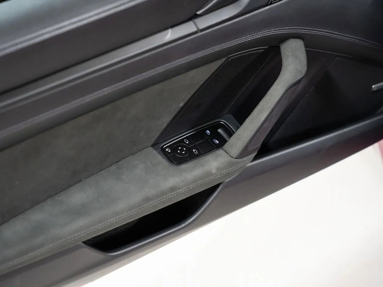 Porsche 992 Targa 4 GTS