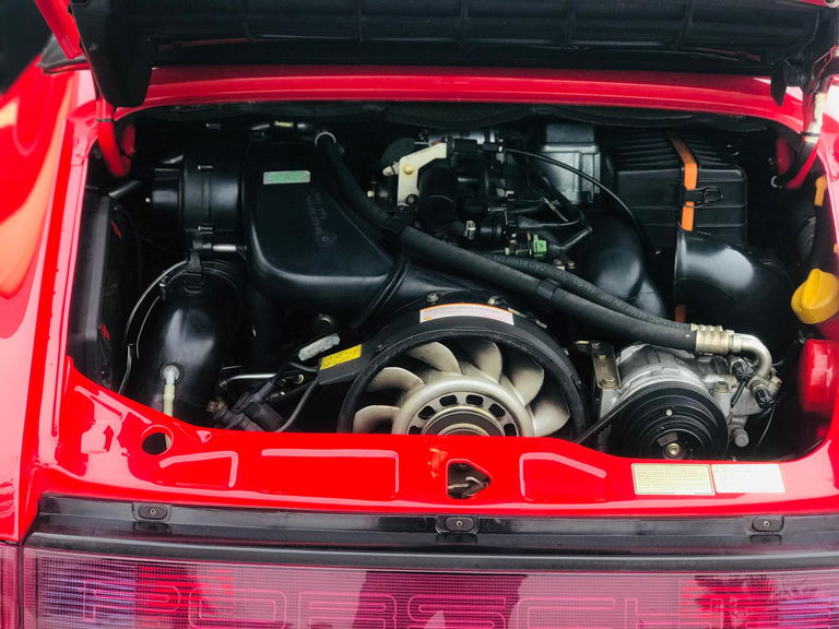 Porsche 964 Carrera 2 Speedster