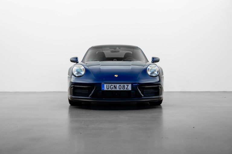 Porsche 992 Carrera GTS