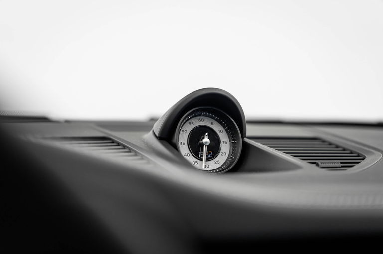 Porsche 992 Carrera GTS