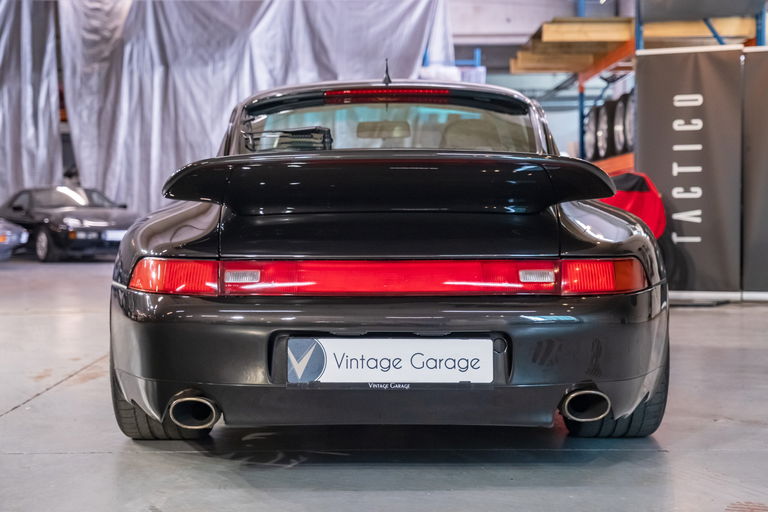 Porsche 993 Carrera 4