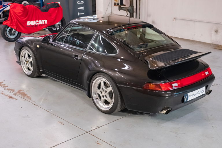 Porsche 993 Carrera 4