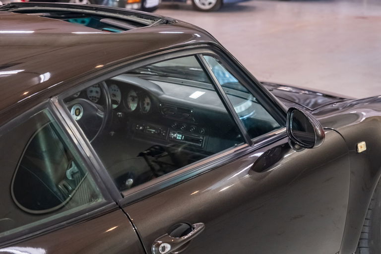 Porsche 993 Carrera 4