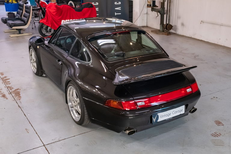 Porsche 993 Carrera 4