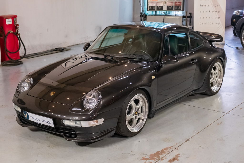 Porsche 993 Carrera 4