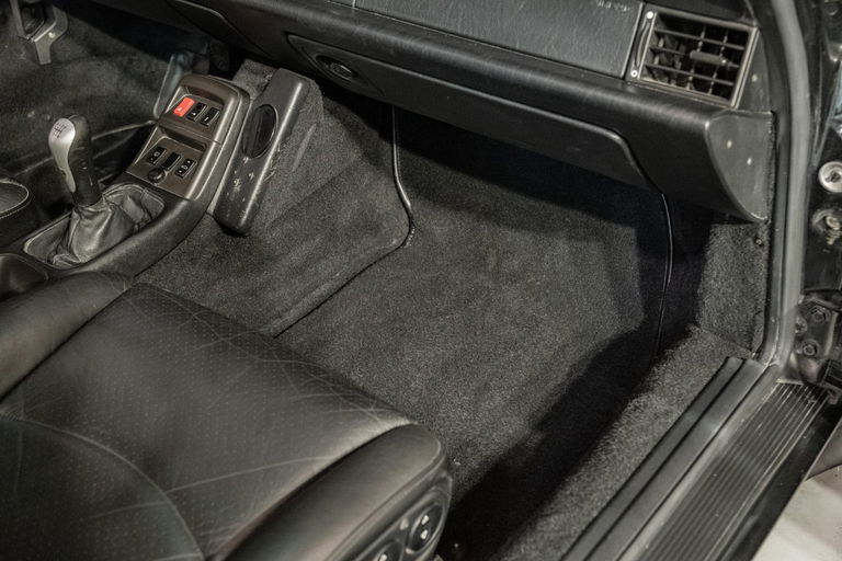 Porsche 993 Carrera 4