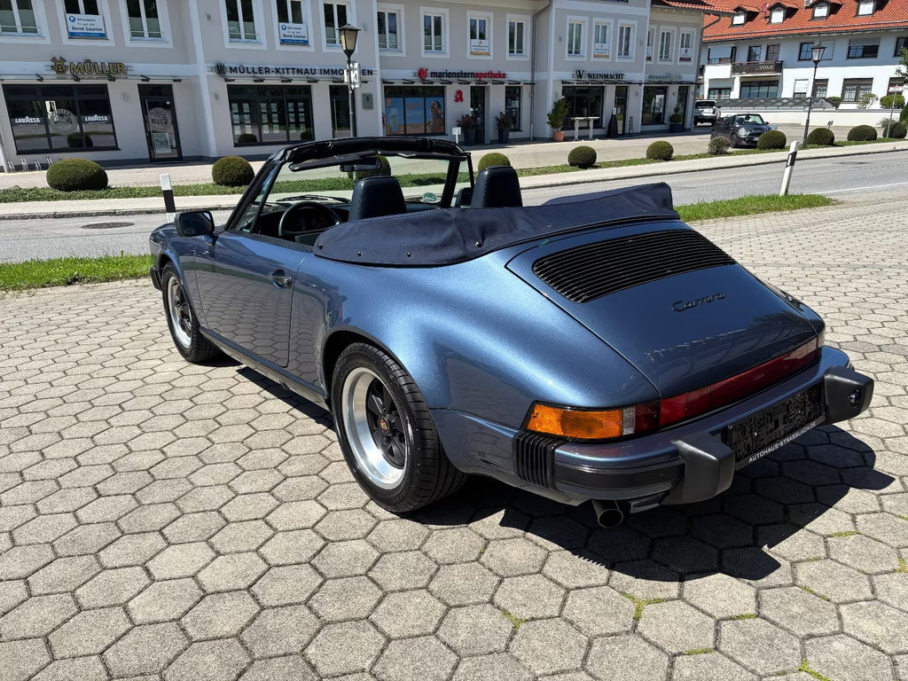 Porsche 911 Carrera 3.2 (US)
