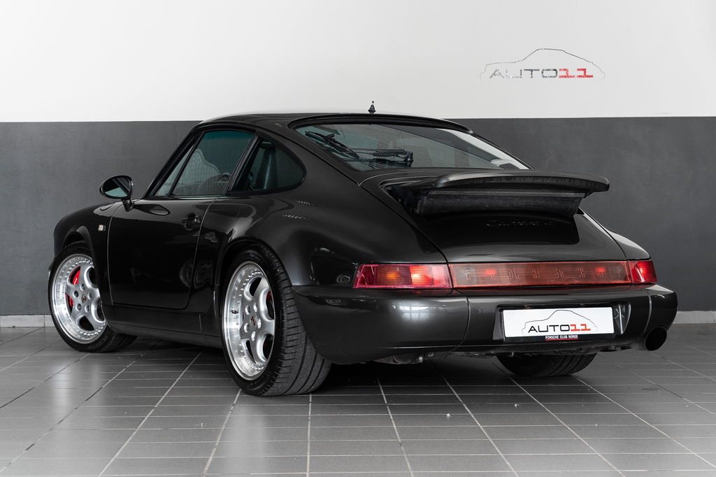 Porsche 964 Carrera 4