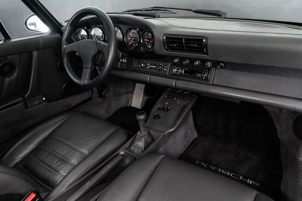 Porsche 964 Carrera 4