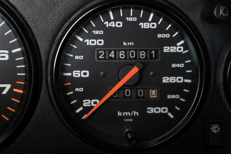 Porsche 964 Carrera 4