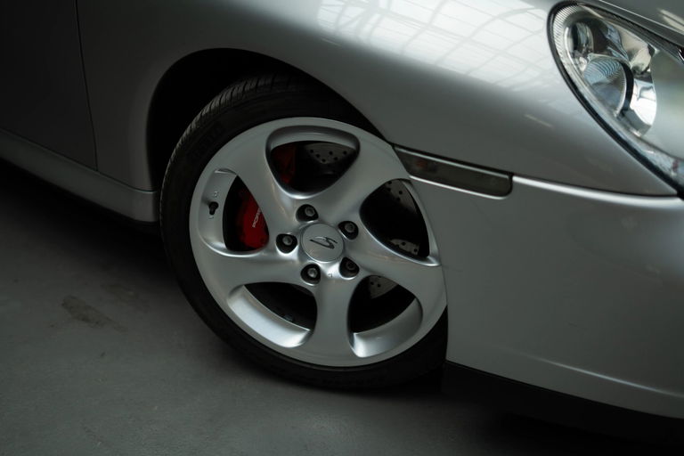 Porsche 996 Carrera 4S