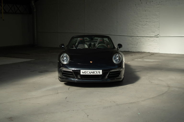 Porsche 991 Carrera GTS