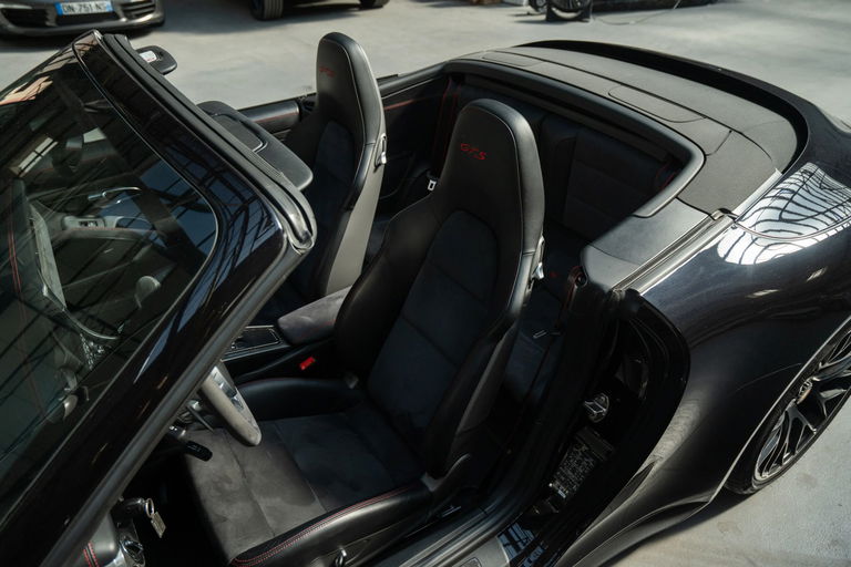 Porsche 991 Carrera GTS