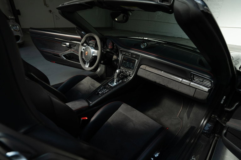 Porsche 991 Carrera GTS